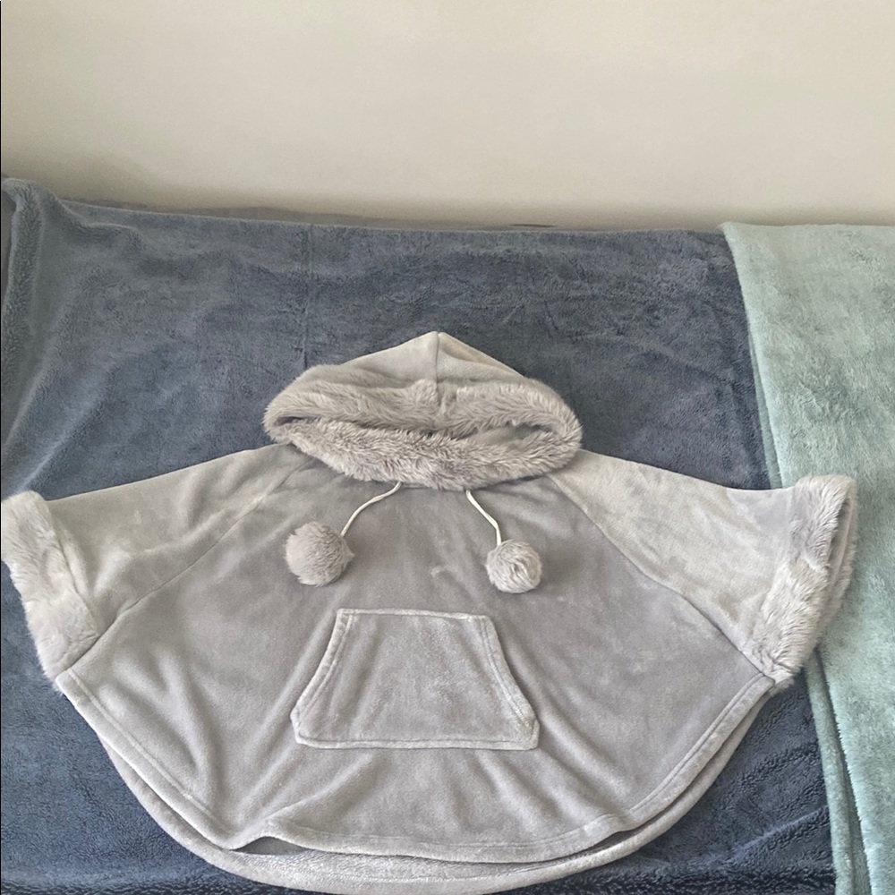 La Vie En Rose Gray Hooded Cape with Pom-Pom Details